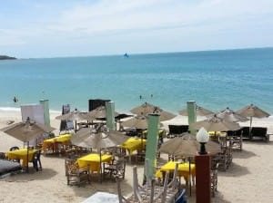 Rich Resort Beachside Hotel bed Lamai restaurant and bar on the beachside