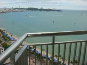 Holiday Inn Pattaya view from balcony of the beach