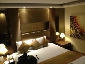 The Nova Gold Hotel Pattaya bed corner