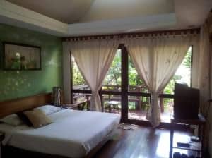 Baan Duangkaew Resort bungalow room
