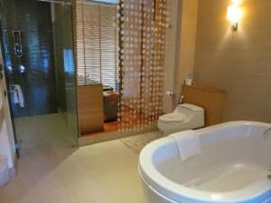 Dune Hua Hin bathroom suite