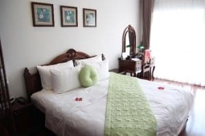 Hanoi Meracus Hotel 2 bed in room