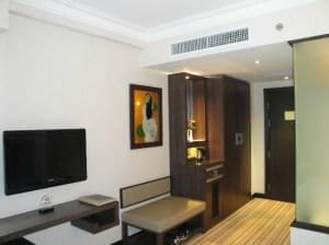 Silk Path Hotel Hanoi room amenities