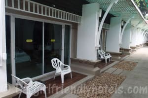Al's Resort Koh Samui Guest friendly hotel
