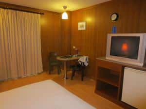Dynasty Inn Pattaya amenities of the standard room