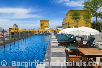 The Grand Bella Hotel rooftop pool