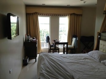 Devera Hotel Angeles city room from other side