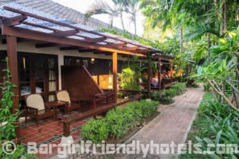 The garden bungalows at Montien House Hotel in Samui