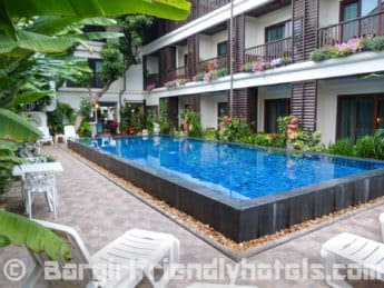 BB Mantra Hotel Swimming pool