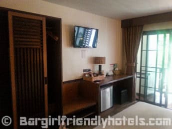 BB Mantra Hotel room amenities