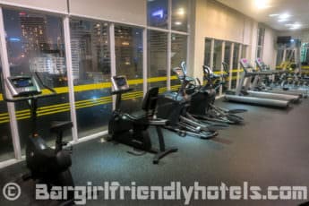 plenty-of-equipment-to-use-in-fitness-room-of-lohas-suites-bangkok