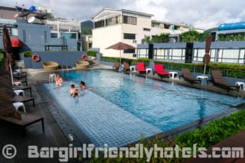 the-rooftop-pool-area-at-the-lantern-resorts-patong