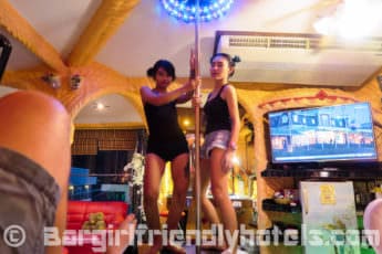 back-in-my-party-patpong-room-with-two-bargirls-from-walking-street-in-pattata-at-the-penthouse-hotel