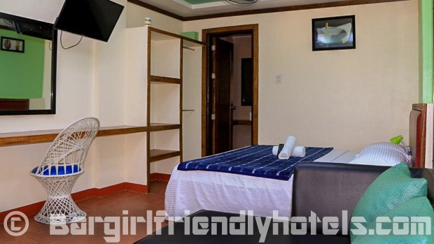 King ocean suite room at Badladz Puerto Galera
